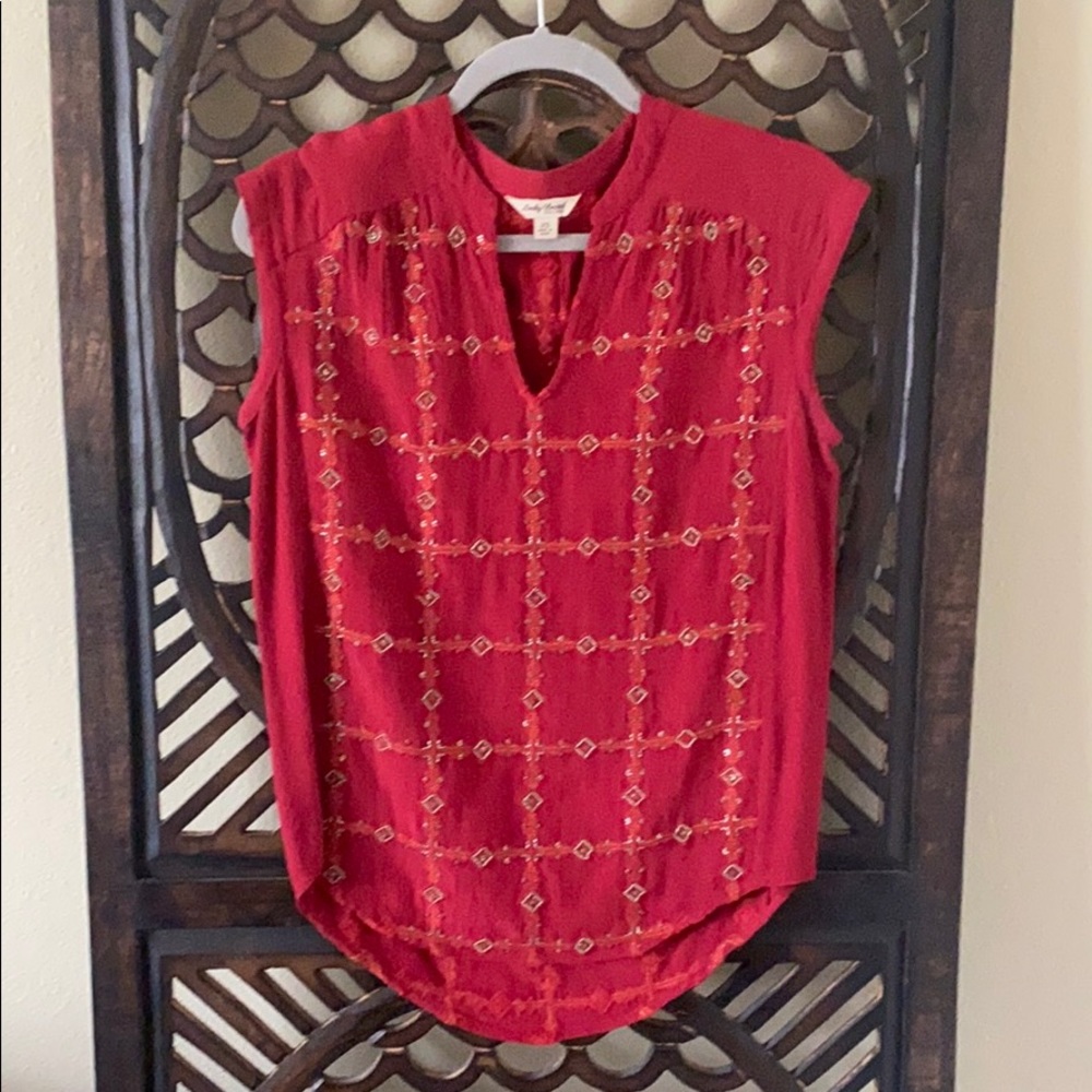 Beaded top/ runs bigger than xs